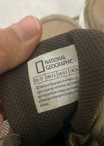 Kahverengi kadın bot - Görsel 6