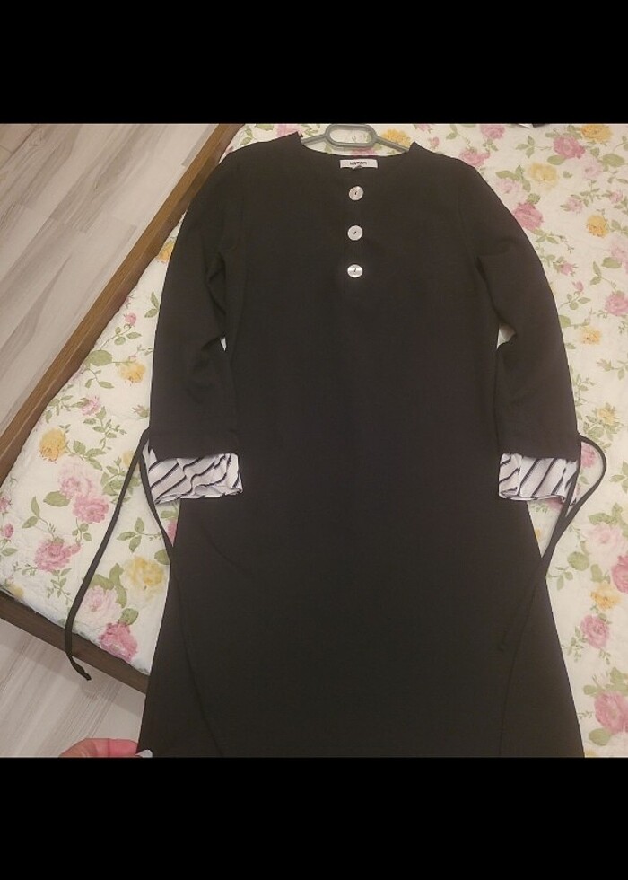 Koton uzun kollu bisiklet yaka fiyonk detaylı elbise. - Görsel 3