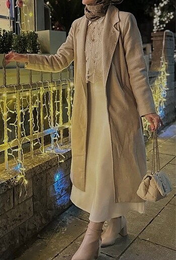 Beyaz etek