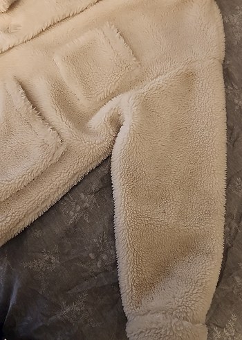 ORJ PULL&BEAR Bej Uzun Kollu Kadın Peluş Ceket - Görsel 3