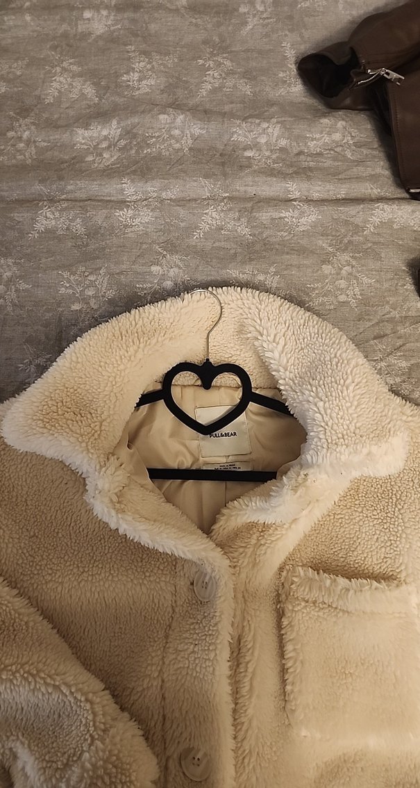 ORJ PULL&BEAR Bej Uzun Kollu Kadın Peluş Ceket - Görsel 4