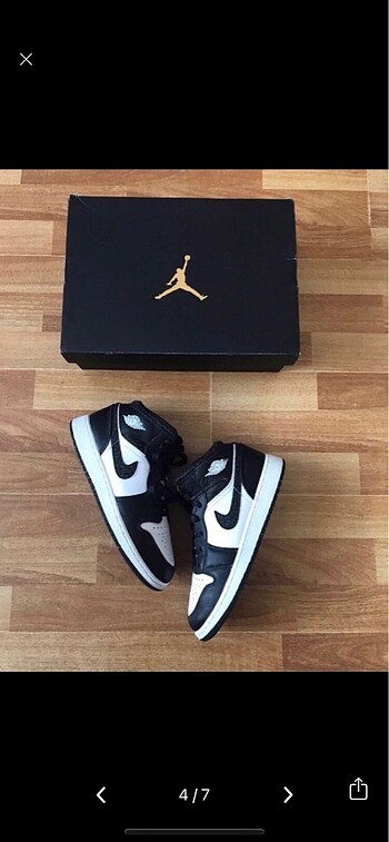 JORDAN 1 MID PANDA ELEPHANT