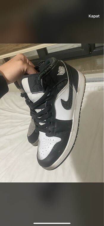 Nike JORDAN 1 MID PANDA ELEPHANT