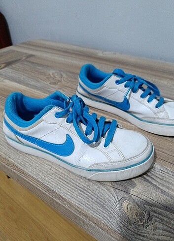 36,5 Beden Nike Spor ayakkabi