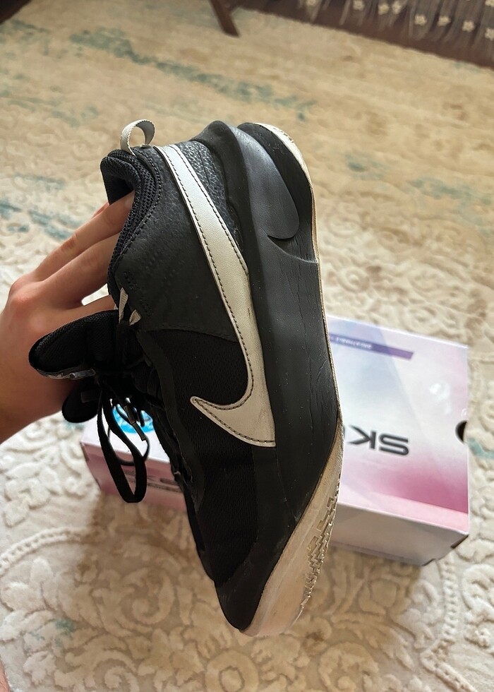 Nike team hustle ayakkabı - Görsel 2