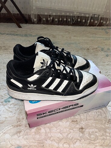 Adidas forum low ayakkabı