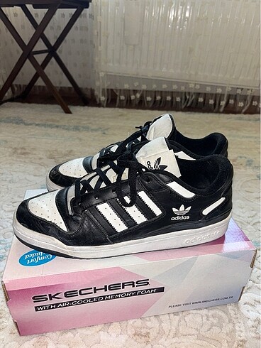 44 Beden Adidas forum low ayakkabı