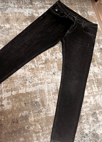 Hugo Boss Koyu Siyah Dar Kesim Denim Jean