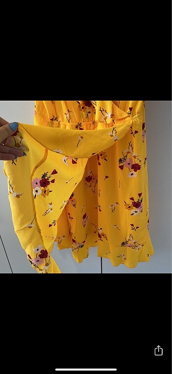 44 Beden sarı Renk H&M çiçekli elbise