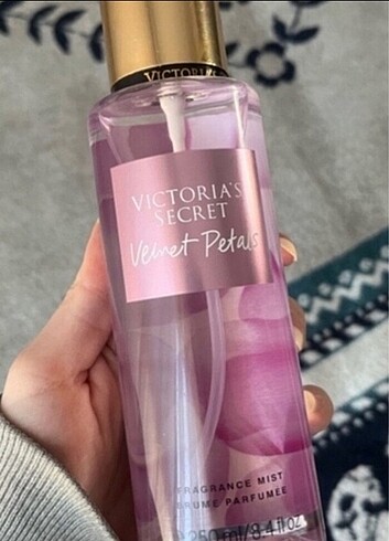 Vücut spreyi victoria secret 