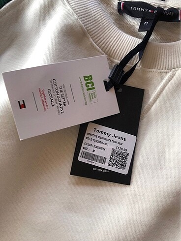 m Beden Tommy hılfıger sweatshirt