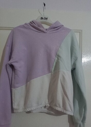 LC Waikiki sweatshirt 