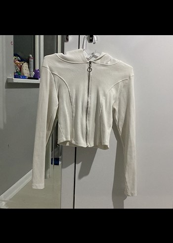 Beyaz Fermuarlı Yüksek Yakalı Kadın Ceket