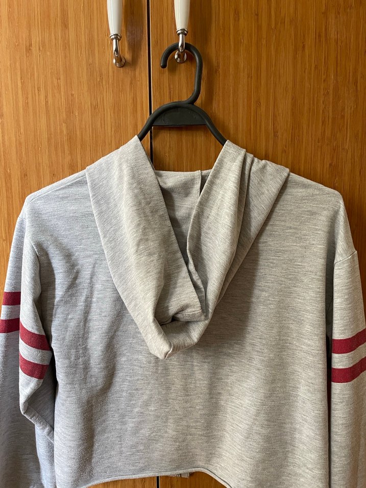 Kadın Gri Fermuarlı Kapüşonlu Sweatshirt - Görsel 2