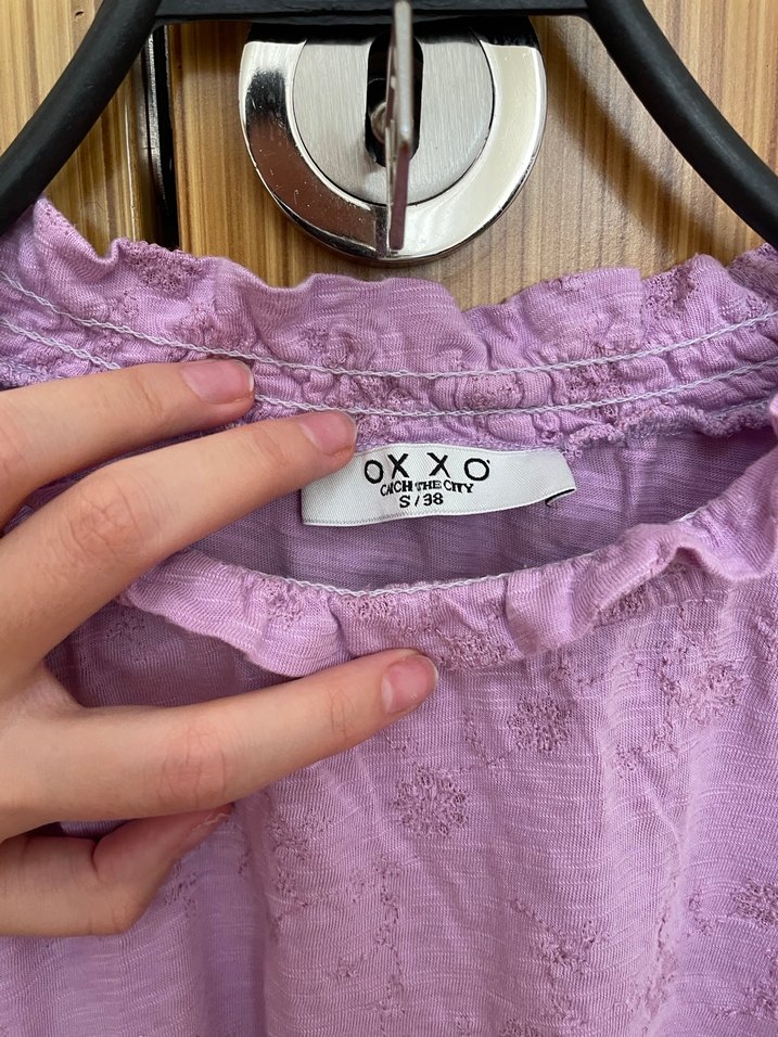 Mor Kısa Kollu Fırfırlı Keten Bluz - Görsel 2