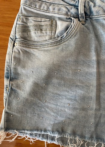 Kadın Gri Mini Denim Şort Rahat Kesim - Görsel 3