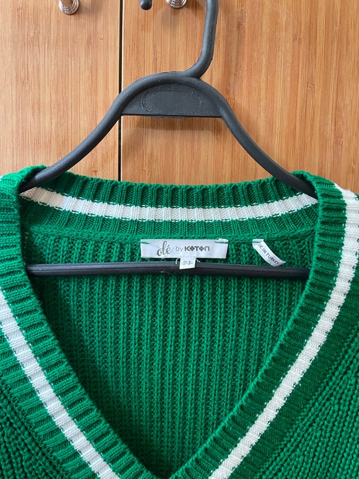 V Yaka Yeşil Triko Kadın Kazak - Görsel 2
