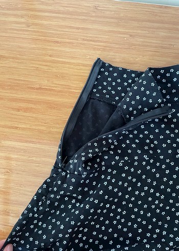 Puantiye Desenli Siyah Mini şort etek - Görsel 3