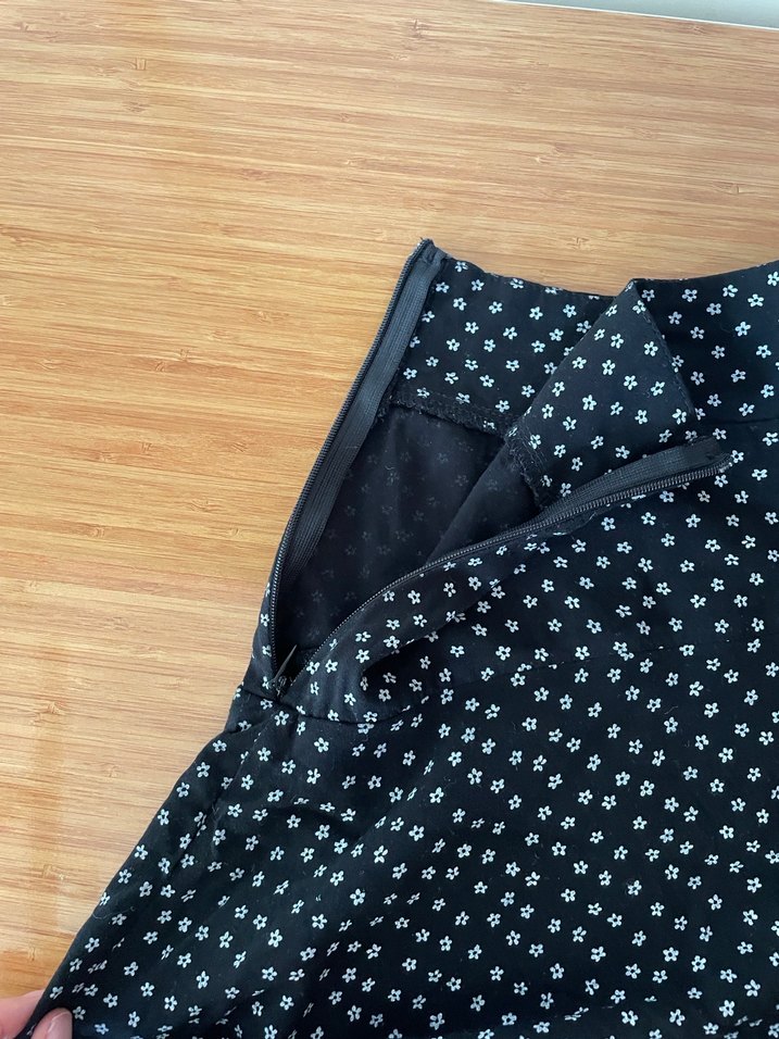 Puantiye Desenli Siyah Mini şort etek - Görsel 3