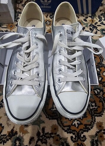 converse lame