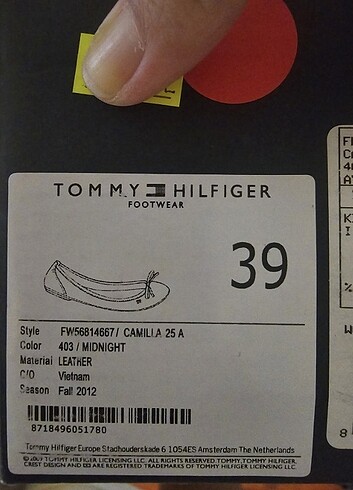39 Beden Tommy hilfıger lacivert babet