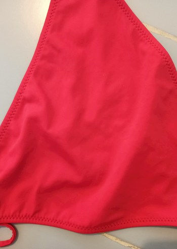 36 Beden kırmızı Renk Kom marka Kırmızı ve Siyah Çizgili İpli Bikini Takımı