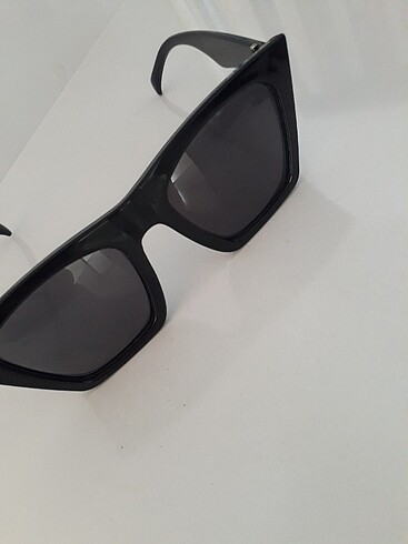 Siyah cat eye güneş gözlüğü 