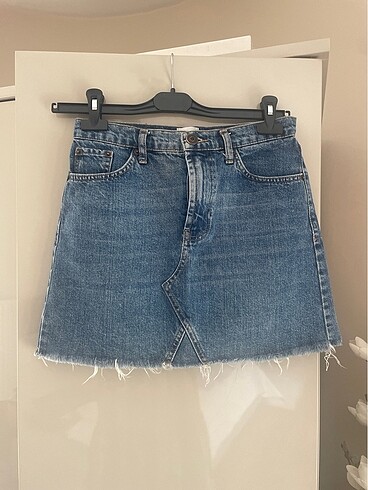 URBAN OUTFITTERS mini etek
