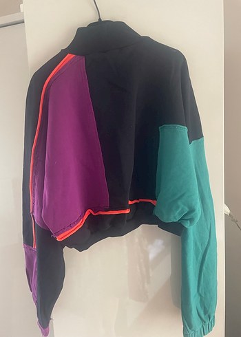 Les Benjamins Renkli Kadın Sweatshirt, Uzun Kollu, crop top, Salaş Kesim