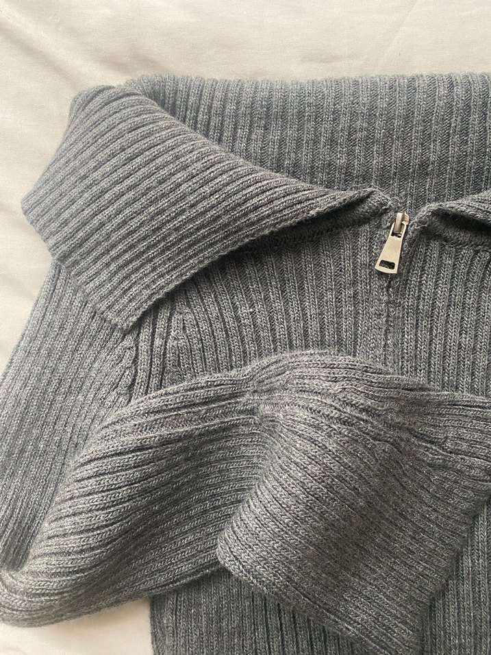 Gri Yarım Fermuarlı Kadın Triko Kazak - Görsel 2