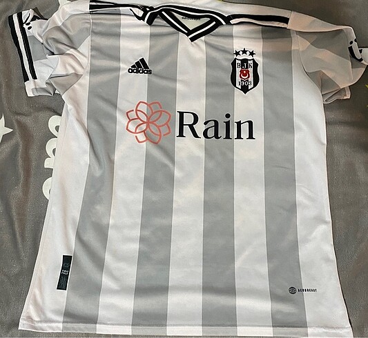 Beşiktaş 22,23 sezonu forma