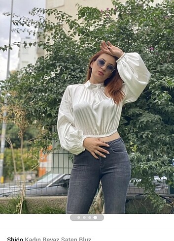 Beyaz saten Bluz