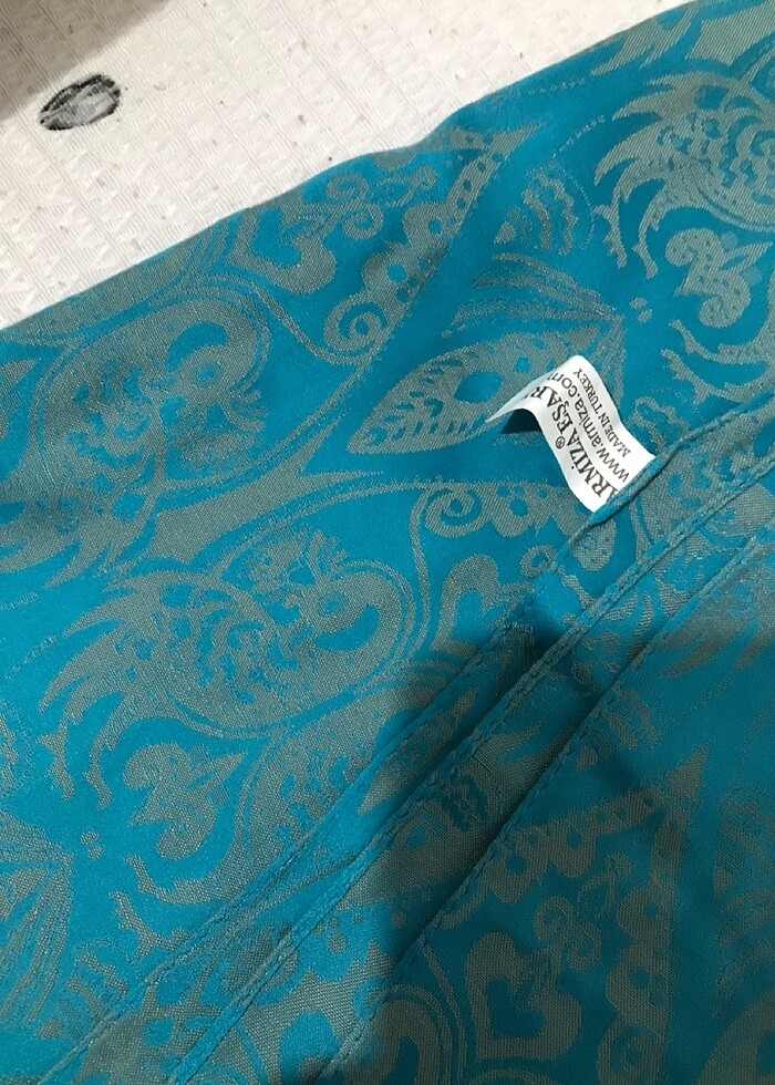 Mavi Parlak Şal - Görsel 2