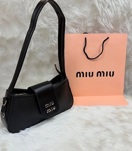  Beden Miu miu kol Çantası