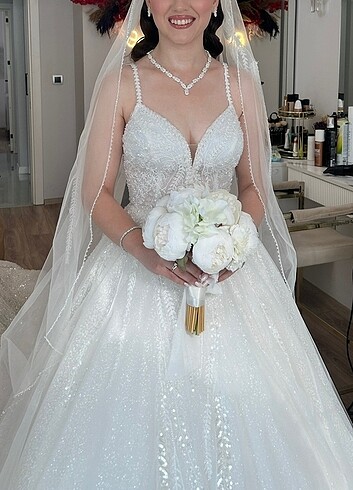 ARYA SPOSA A KESİM GELİNLİK