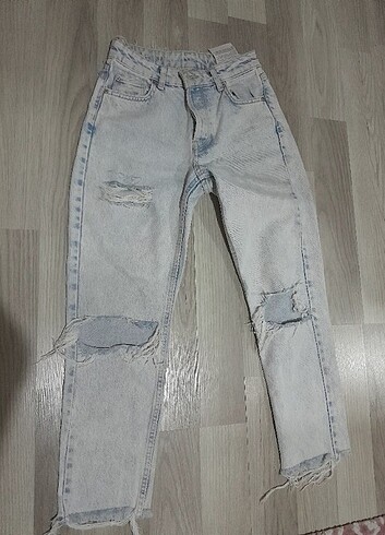 Bershka Pantolon
