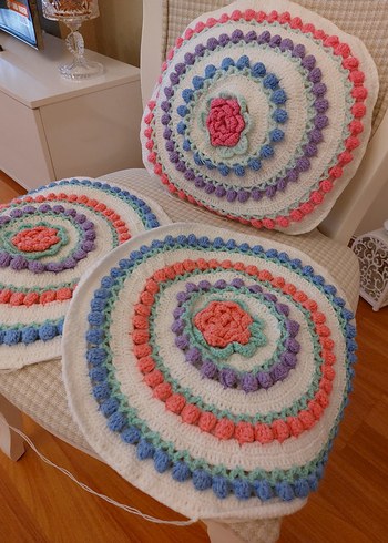 3'lü, özel handmade, çok renkli örgü kırlent kılıfı