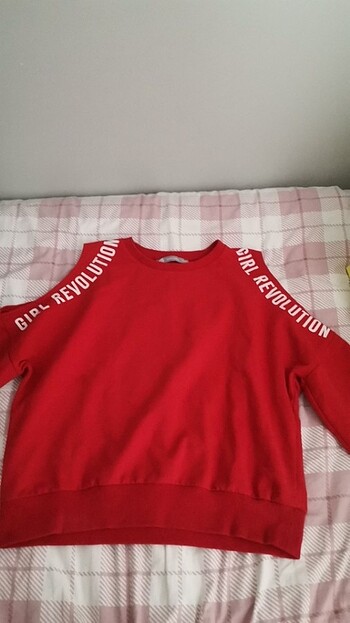Omzu açık sweatshirt