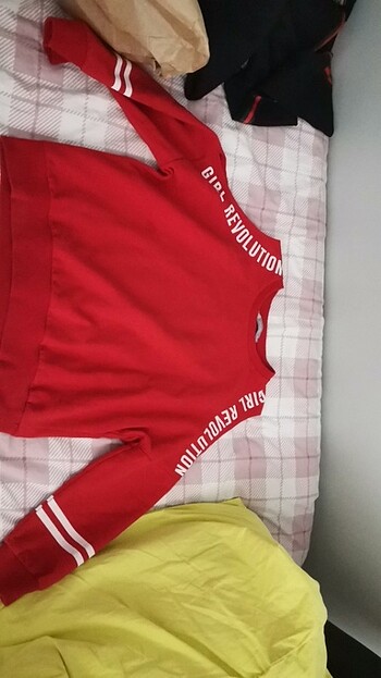 m Beden Omzu açık sweatshirt