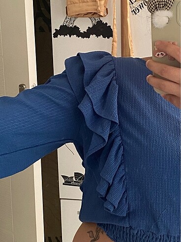 l Beden mavi Renk Fırfırlı Bluz