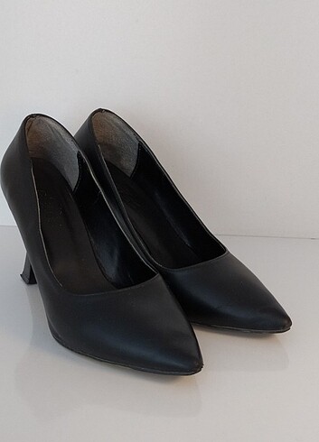38,5 Beden Siyah stiletto ayakkabı 