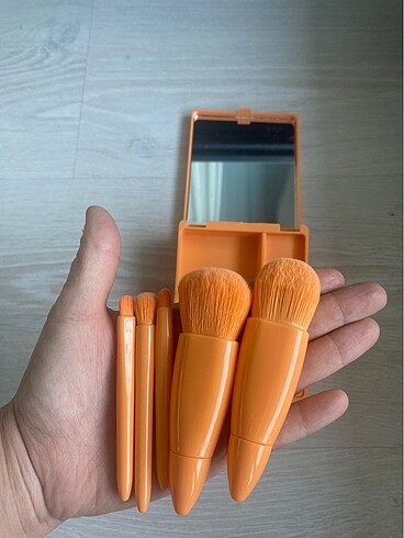 Diğer Aynalı Mini fırça takımı