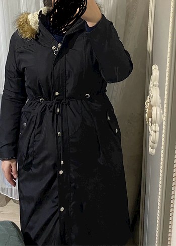 Siyah Düğmeli Uzun Kadın Mont - Görsel 2