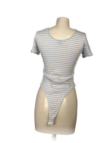38 Beden Primark Bluz %70 İndirimli.