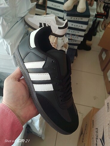Bağcıklı adidas samba spor ayakkabı
