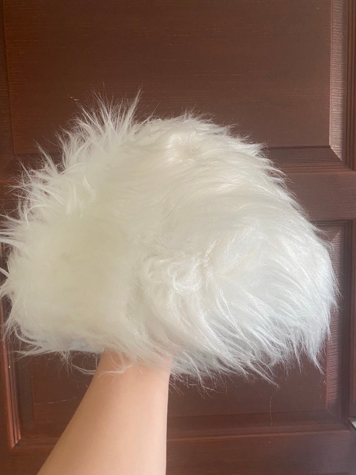 Beyaz Kabartmalı yün şapka - Görsel 3