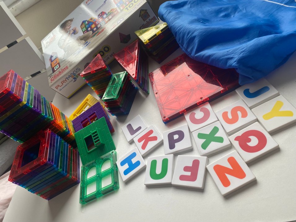 Playmags Renkli Manyetik Yapı Blokları ve Harf Kartları - Görsel 2