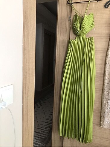 s Beden yeşil Renk Yeşil abiye elbise