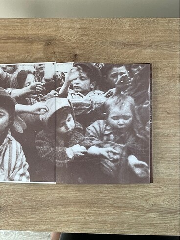  Beden Renk Auschwitz Kampı Koleksiyonluk Kitap