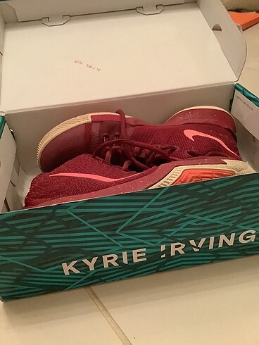 Nike Kyrie 35.5 orijinal
